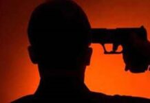 गढ़वा जिले के बीडीओ ने अपने सरकारी आवास में ही फांसी लगाकर की आत्महत्या