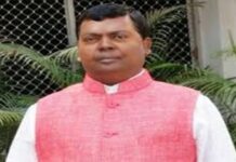 गिरिडीह से आजसू प्रत्याशी C P चौधरी ने किया नामांकन, ऐतिहासिक जीत का किया दावा