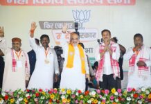 स्व. बिनोद बिहारी महतो की प्रतिमा को असामाजिक तत्वों द्वारा क्षतिग्रस्त किया जाना अक्षम्य अपराध : सुदेश महतो