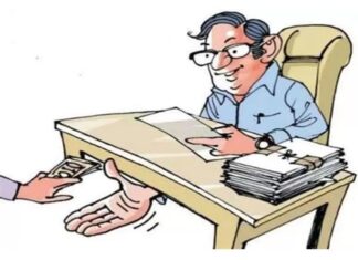 बेंगाबाद में ASI को रिश्वत लेना पड़ा भारी, एसपी ने पकड़ा रंगे हाथ फिर जो हुआ