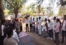 सिमडेगा में कांग्रेस प्रत्याशी कालीचरण मुंडा ने चलाया जनसंपर्क अभियान