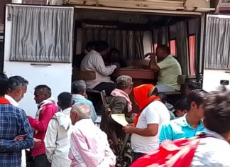 न्यायरथ में लोगों ने रखी समस्याएं
