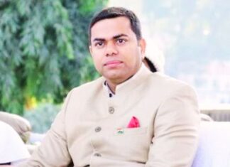 पीएम मोदी देंगे झारखंड के आईएएस अफसर को सम्मान: सिविल सर्विसेज डे पर उत्कृष्ट कार्य के लिए मिलेगा पुरस्कार