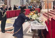 पोप फ्रांसिस के अंतिम संस्कार में उमड़े दुनिया भर के नेता, भारत की राष्ट्रपति द्रौपदी मुर्मू भी पहुंचीं वेटिकन सिटी