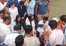 हरीश्वर में आस्था: अनंत अंबानी और राधिका मर्चेंट ने की मां गंगा की पूजा