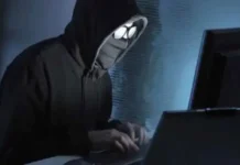 देवघर में साइबर गिरोह का भंडाफोड़: तीन गिरफ्तार, सरकारी अधिकारी बनकर करते थे ठगी