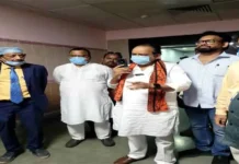 कोरोना के बढ़ते मामलों के बीच झारखंड सरकार अलर्ट: एयरपोर्ट और रेलवे स्टेशनों पर शुरू होगी जांच