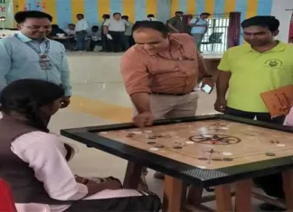 रांची में जिला स्तरीय कैरम टैलेंट प्रतियोगिता: बच्चों ने दिखायी अपनी प्रतिभा