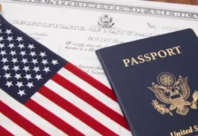 सोशल मीडिया बना वीज़ा की चाबी