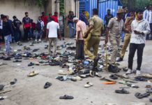 बेंगलुरु भगदड़: हाईकोर्ट ने लिया स्वतः संज्ञान, राज्यपाल ने की जांच की मांग