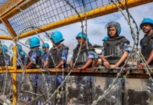 मणिपुर में फिर भड़की हिंसा: 5 जिलों में इंटरनेट बंद, कर्फ्यू लगा