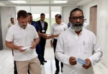 राहुल गांधी ने की शिबू सोरेन से मुलाकात