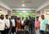 सिमिलिया में 12 साल बाद हुआ चमत्कार, पंचायत ने रोड निर्माण का दिया आश्वासन