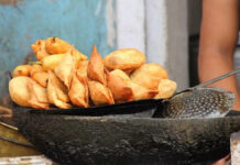 जलेबी-समोसे पर भी चेतावनी, खाइए, मगर सोच-समझकर