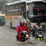 दिल्ली-NCR में भारी बारिश का कहर, मध्य प्रदेश में बिगड़े हालात; केदारनाथ यात्रा अस्थायी रूप से रोकी गई