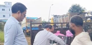 ओरमांझी में नकली पनीर की बड़ी खेप जब्त, टेंपू से रांची लाया जा रहा था माल