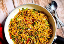 घर पर बनाएं रेस्टोरेंट-स्टाइल वेज बिरयानी – स्वाद और खुशबू से भरपूर एक पॉट वंडर