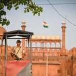लाल किले में घुसपैठ की कोशिश: 5 बांग्लादेशी नागरिक गिरफ्तार, 7 पुलिसकर्मी सस्पेंड