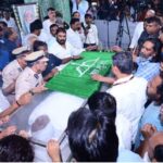 राजकीय सम्मान के साथ गुरुजी की आज की जाएगी विदाई