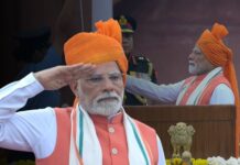 लाल किले पर देशभक्ति की गूंज, पीएम मोदी ने दिया संदेश