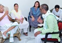 पटना दौरे में मुख्यमंत्री ने लालू-राबड़ी से किया मुलाकात