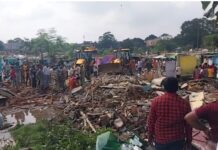 रांची के HEC कॉलोनी में अतिक्रमण पर प्रशासन ने उठाया बड़ा कदम, चलाया बुलडोजर