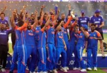 टीम इंडिया ने ट्रॉफी लेने से किया इनकार