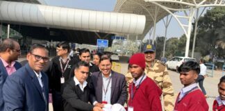 रांची एयरपोर्ट में वंचित बच्चों ने भरी अपने सपनों की उड़ान