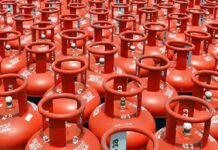 नए साल पर सिलेंडर महंगा