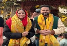 धुरंधर फिल्म के हिट होते ही मां बगलामुखी मंदिर पहुंचे यामी गौतम व आदित्य धर
