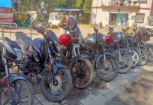 रांची में बाइक चोरी में 8 मोटरसाइकिल बरामद, 3 चोर गिरफ्तार