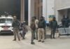 कैरव गांधी अपहरण केस पर तीन अपराधी घायल