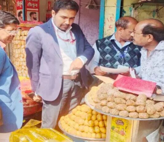 होली से पहले प्रशासन हुई सख्त, रांची में फूड सेफ्टी टीम का औचक निरीक्षण