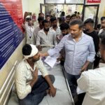 रिम्स में घायल छात्र नेता बबलू महतो से मिलने पहुंचे सुदेश महतो