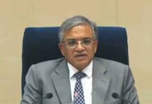 CEC को हटाने का संसद में नोटिस जारी, विपक्ष का बड़ा कदम