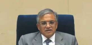 CEC को हटाने का संसद में नोटिस जारी, विपक्ष का बड़ा कदम