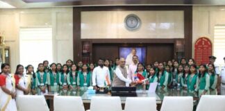 झारखंड विधानसभा पहुंचीं कस्तूरबा विद्यालय की छात्राएं, स्पीकर ने किया प्रेरित