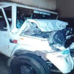 रांची के नामकुम में दो वाहनों के बीच भीषण टक्कर में दूध से लदा वाहन चकनाचूर