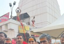 बाबा नगरी पहुंची प्रसिद्ध बैडमिंटन खिलाड़ी सानिया नेहवाल