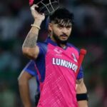 IPL 2026: राजस्थान रॉयल्स के कप्तान रियान पराग के वेपिंग करने पर लगा जुर्माना