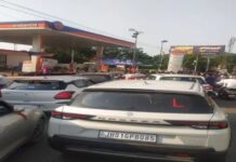 रांची में पेट्रोल के लिए हाहाकार