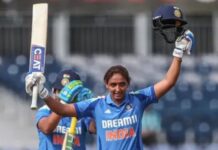 महिला T20 में हरमनप्रीत ने डबल सेंचुरी मैच खेल रचा इतिहास