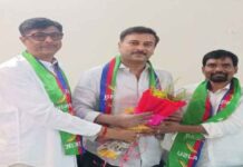 झारखंड में आजसू 41वां स्थापना दिवस पर सुदेश महतो से नेताओं की अहम मुलाकात