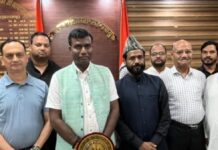 मोहर्रम पर प्रशासन अलर्ट, DC को मिला जुलूस का निमंत्रण