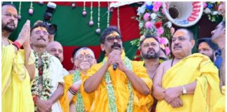 जगन्नाथपुर रथयात्रा में उमड़ी आस्था, CM हेमंत ने खींचा रथ