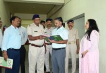 EVM-VVPAT वेयरहाउस की सुरक्षा व्यवस्था पर गिरिडीह DC सख्त