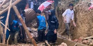 बांग्लादेश में जलप्रलय, बाढ़ से हाहाकार, 54 रोहिंग्या की मौत