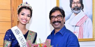 CM हेमंत से मिलीं मिस यूनिवर्स झारखंड 2026 दीपाली रिया