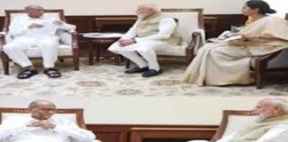 PM मोदी से मिले शरद पवार, सियासत में हलचल