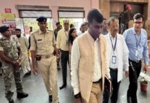 सदर अस्पताल में सुविधाओं का DC ने किया निरीक्षण, इलाज पर लिया फीडबैक